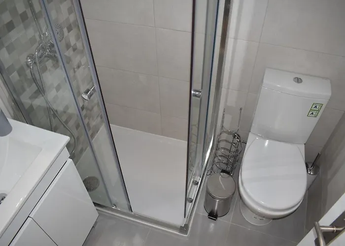 Station 3 アパート *