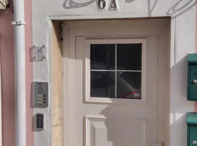 Station 3 Apartment *